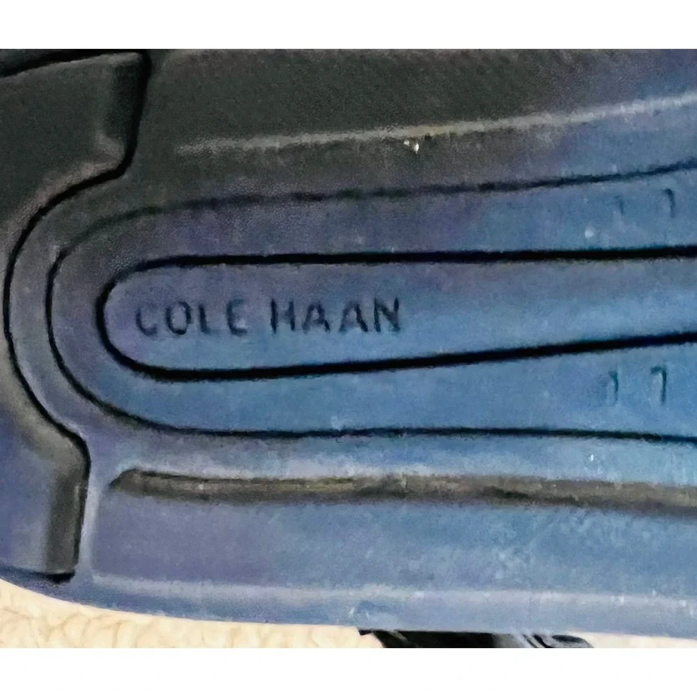 Womens Cole Haan black leather waterproof boots size‎ 5